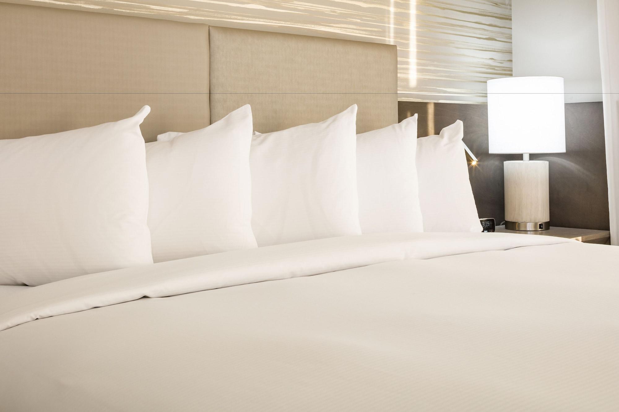 ดับเบิลทรี บาย ฮิลตัน บอสตัน โลแกนแอร์พอร์ต เชลซี Hotel ภายนอก รูปภาพ