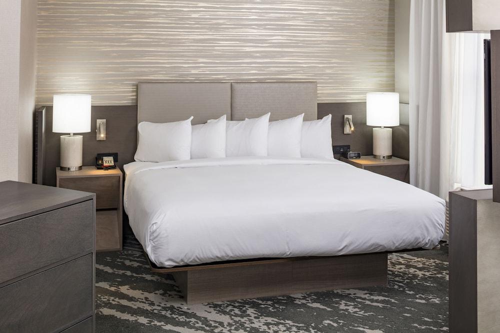 ดับเบิลทรี บาย ฮิลตัน บอสตัน โลแกนแอร์พอร์ต เชลซี Hotel ภายนอก รูปภาพ