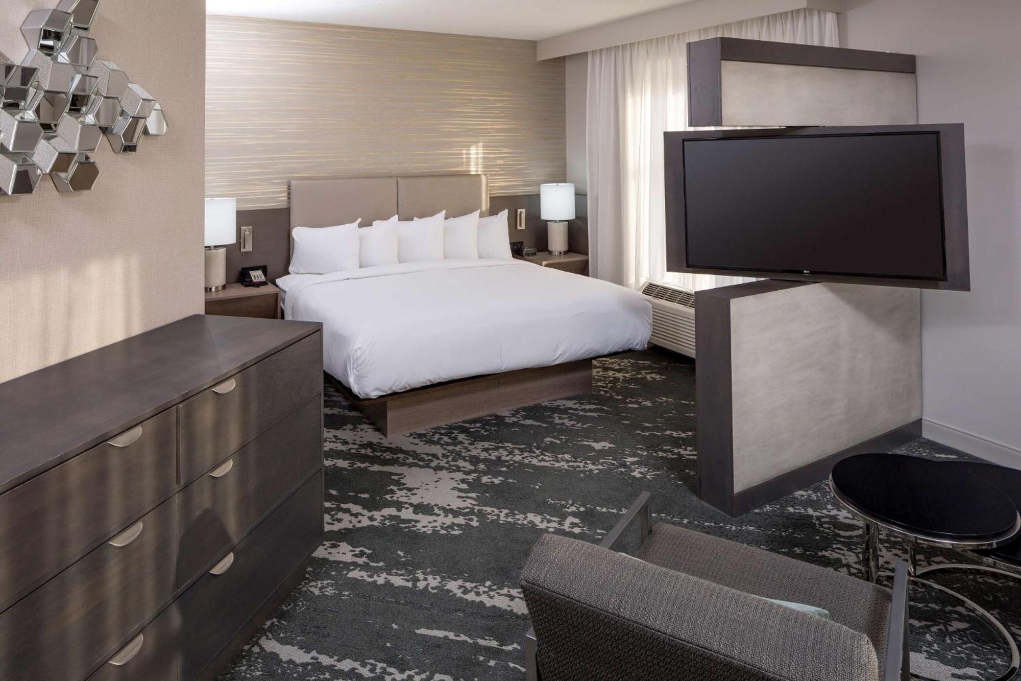 ดับเบิลทรี บาย ฮิลตัน บอสตัน โลแกนแอร์พอร์ต เชลซี Hotel ภายนอก รูปภาพ